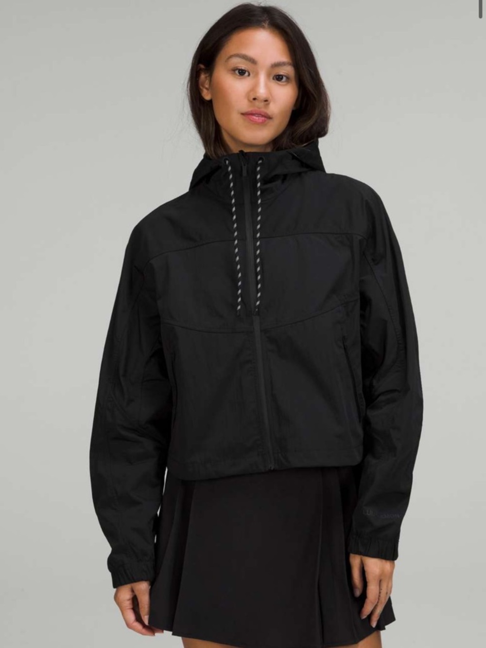 lululemon cropped lightweight packable rain jacket windbreaker track jacket